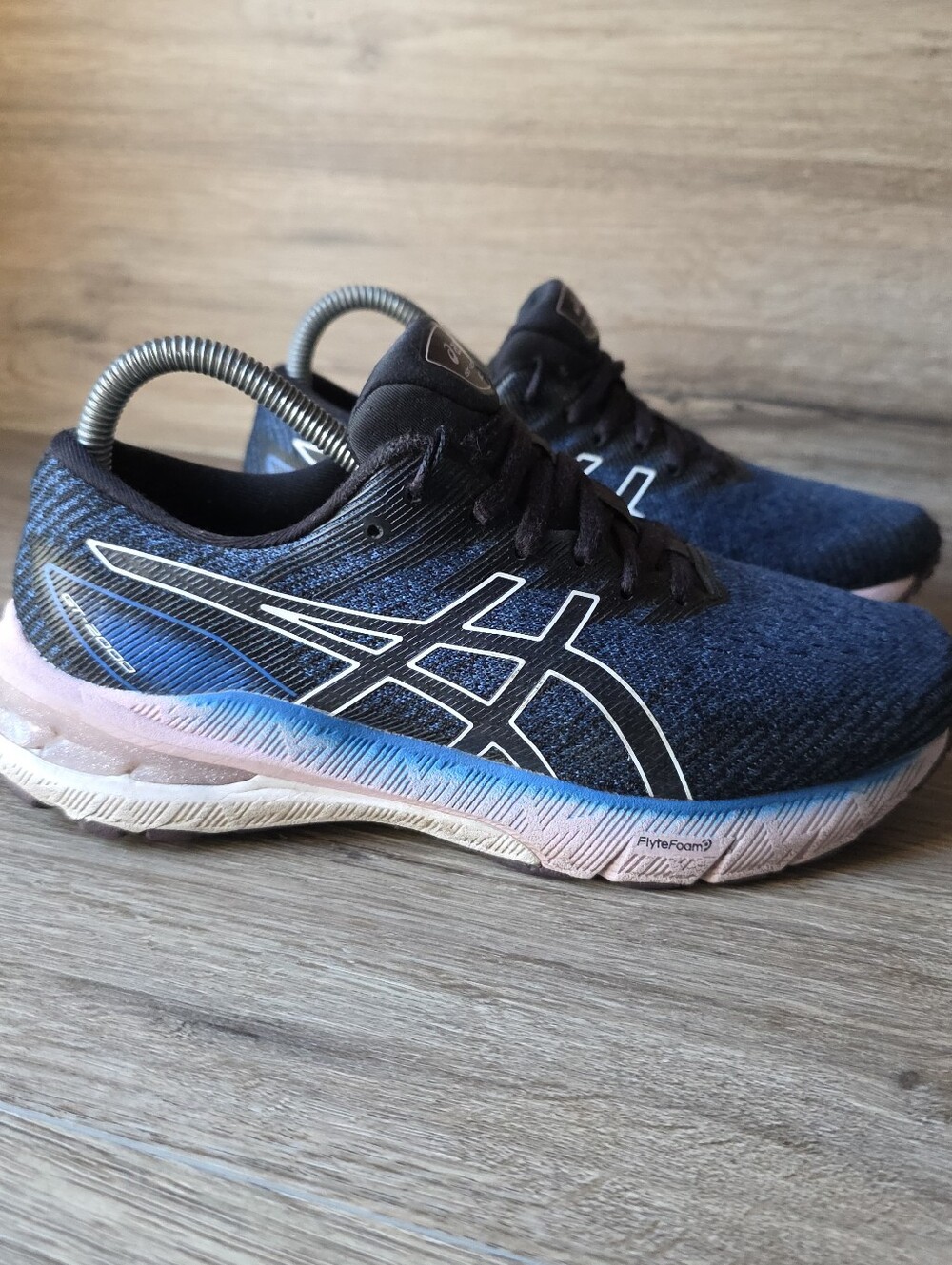 ASICS GT-2000 10 Running Shoes Women's 7 Blue Pink Athletic Sneakers EUC